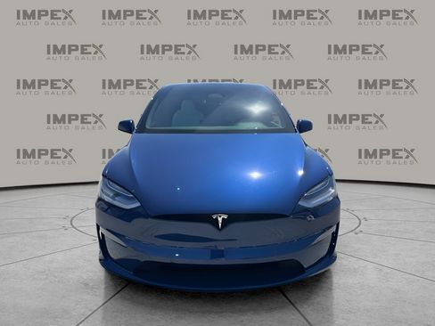 Used 2022 Tesla Model X image 8