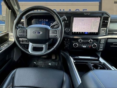 Used 2025 Ford F250 Lariat w/ Lariat Ultimate Package image 10