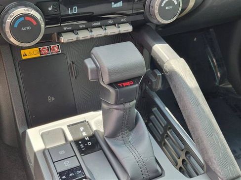 Certified 2025 Toyota Tacoma TRD Sport w/ TRD Sport Upgrade Package AWD/4WD image 11