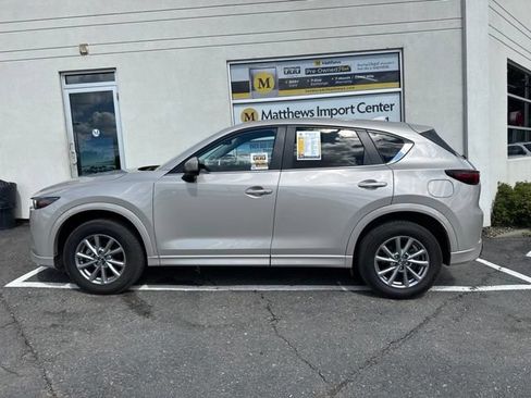 Used 2025 MAZDA CX-5 AWD 2.5 S w/ Preferred Package image 2
