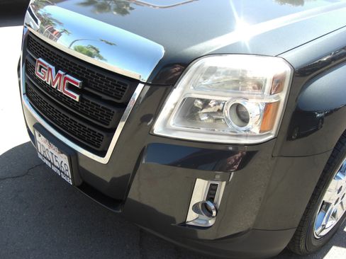 Used 2013 GMC Terrain SLE w/ Chrome Package image 5