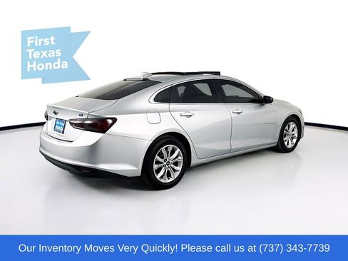 Used 2019 Chevrolet Malibu Hybrid w/ Leather Package image 9
