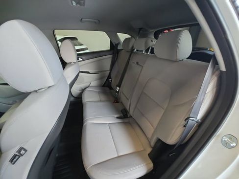 Used 2019 Hyundai Tucson SE AWD/4WD image 22