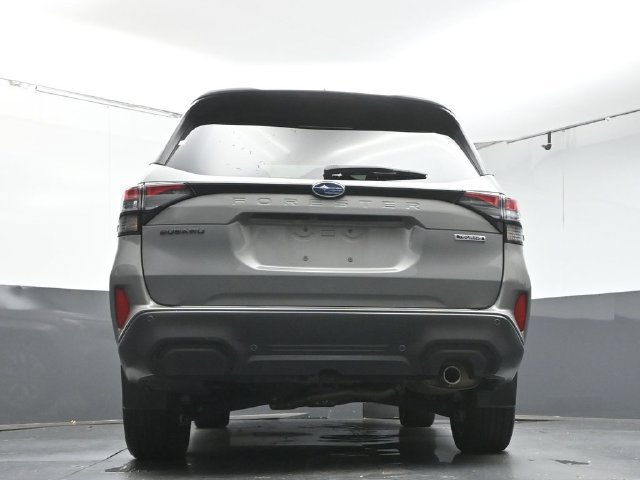 Certified 2025 Subaru Forester Touring w/ Popular Package - Touring AWD/4WD image 38
