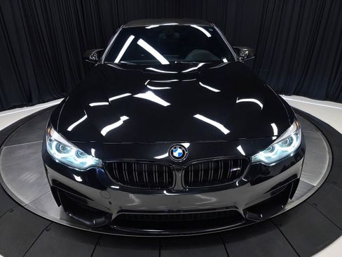 Used 2018 BMW M4 Coupe RWD image 44