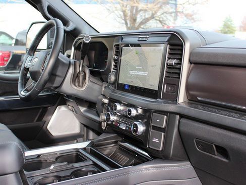 Used 2026 Ford F450 Platinum w/ FX4 Off-Road Package image 20