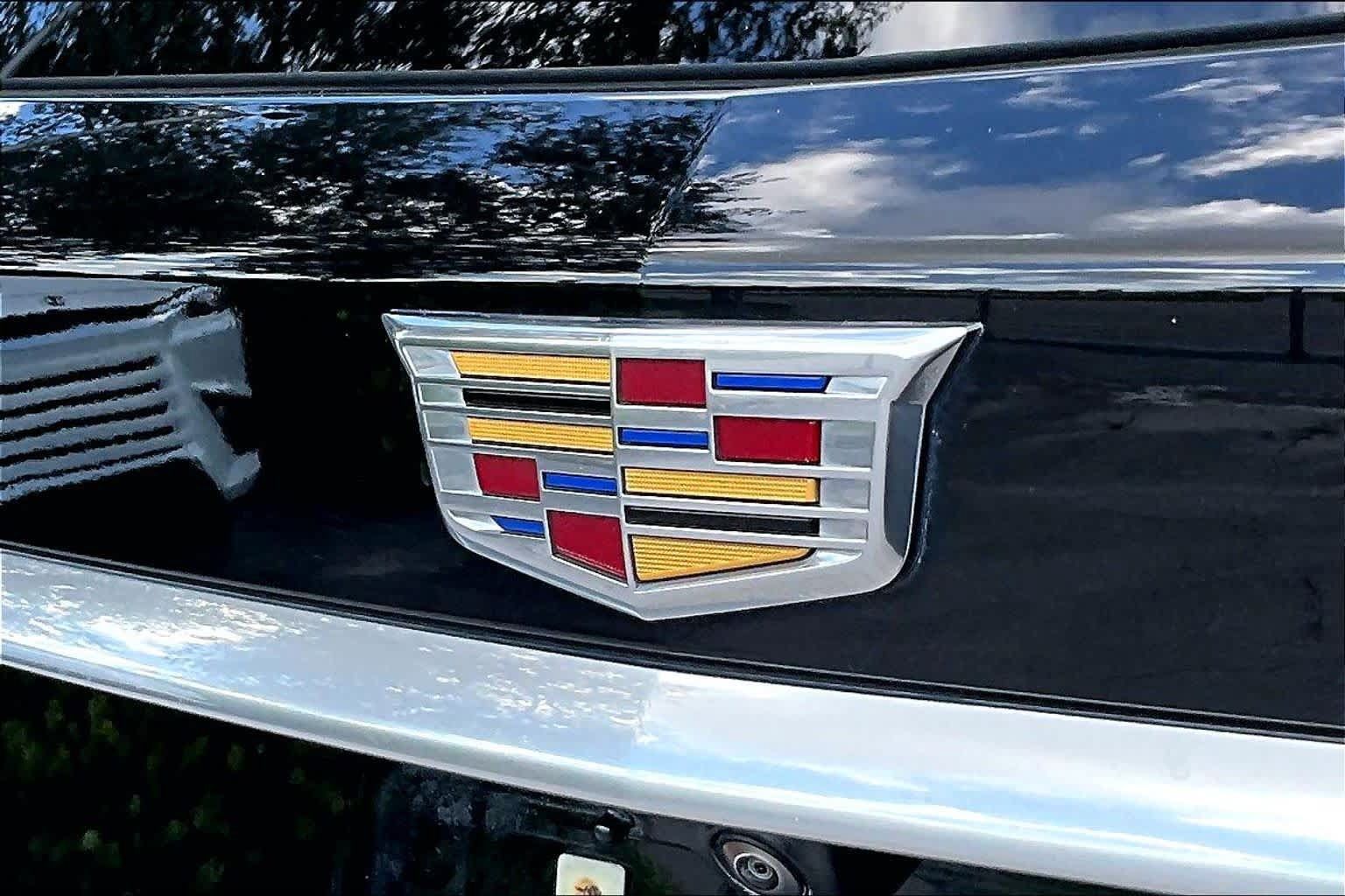 Used 2023 Cadillac XT6 Premium Luxury w/ Technology Package AWD/4WD image 31