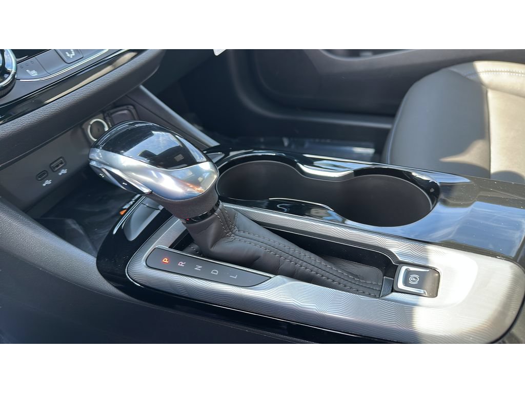 New 2026 Buick Envista Sport Touring w/ Convenience I Package FWD image 21