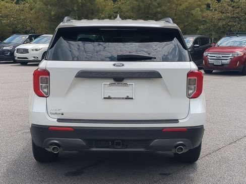 Certified 2023 Ford Explorer XLT w/ Equipment Group 202A RWD image 5