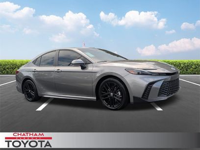 Used 2025 Toyota Camry SE w/ Multimedia Upgrade Package