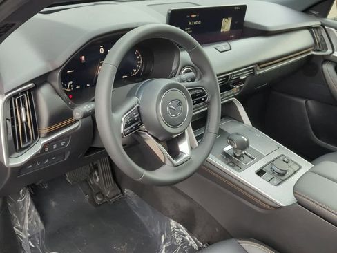New 2025 MAZDA CX-70 3.3 Turbo w/ Premium Plus Pkg image 2
