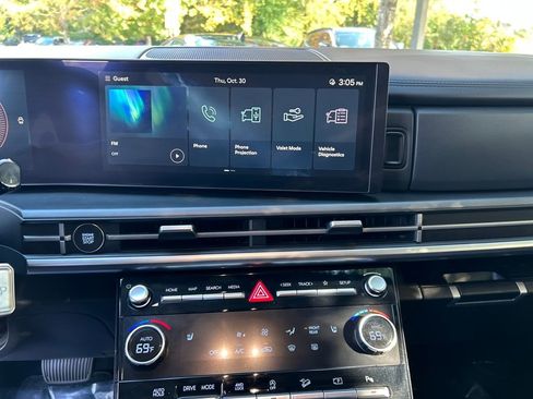 Used 2025 Hyundai Santa Fe SEL image 18