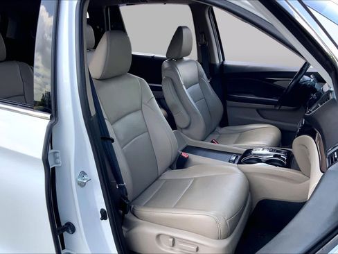 Used 2021 Honda Pilot Elite image 9