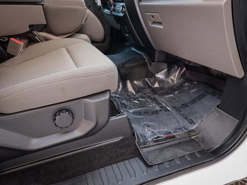 Used 2018 Ford F150 XLT w/ Equipment Group 301A Mid image 24