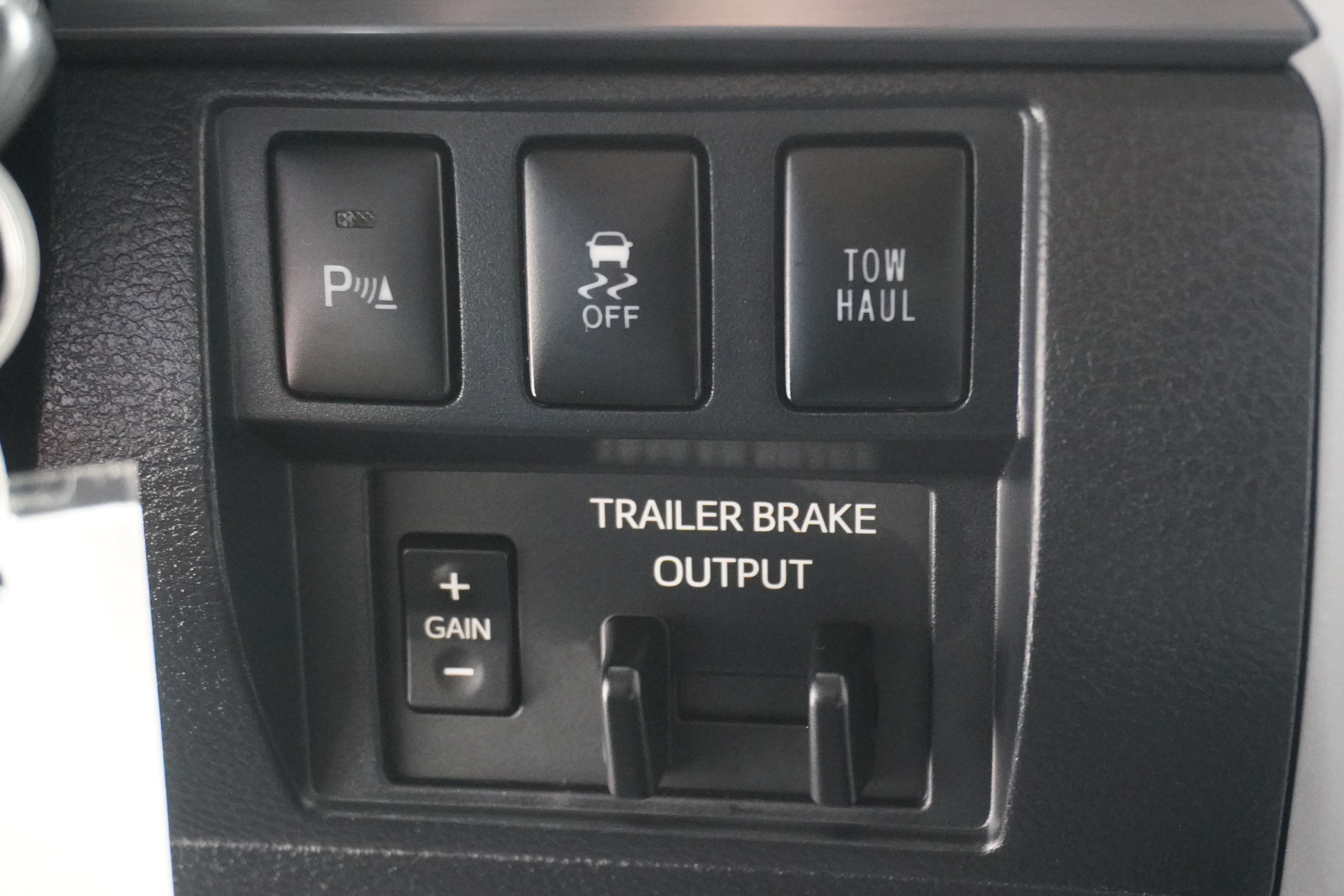 Used 2018 Toyota Tundra Platinum AWD/4WD image 27