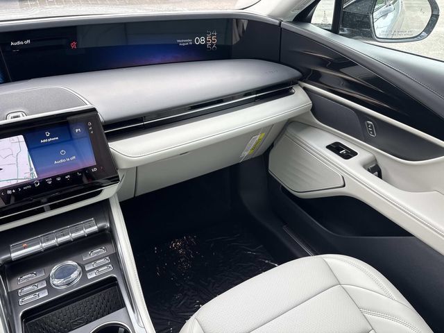 New 2026 Lincoln Nautilus Premier AWD/4WD image 13