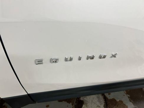 Used 2022 Chevrolet Equinox Premier AWD/4WD image 22
