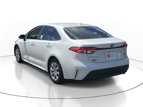 Used 2024 Toyota Corolla LE image 4
