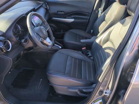 Used 2020 Nissan Kicks SR w/ SR Premium Package image 14