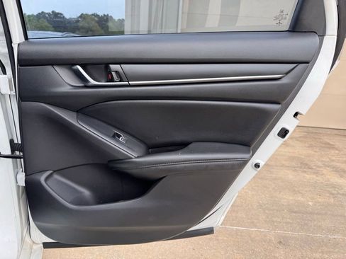 Used 2022 Honda Accord Sport Special Edition image 13