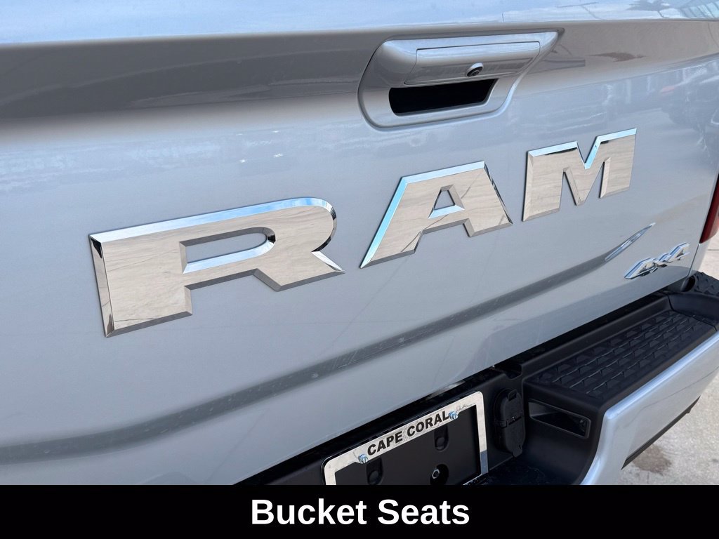 New 2026 RAM 3500 Laramie AWD/4WD image 41