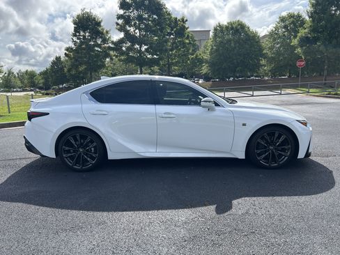 Used 2025 Lexus IS 350 F Sport RWD image 10