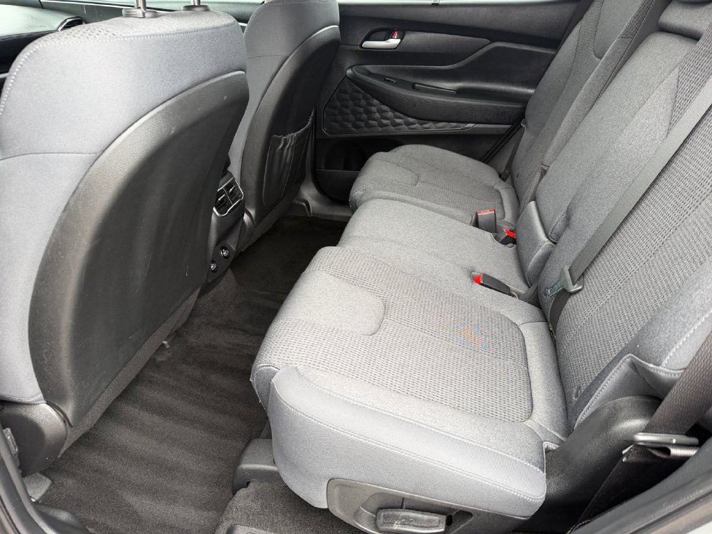 Used 2022 Hyundai Santa Fe SEL w/ Convenience Package FWD image 14