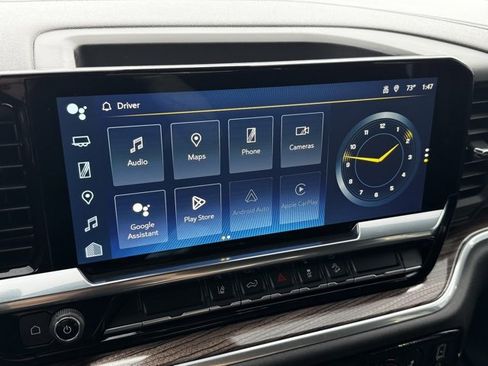 Used 2024 Chevrolet Silverado 3500 LT w/ Convenience Package image 3