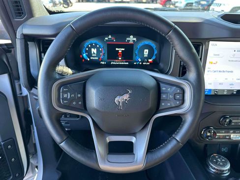 Used 2025 Ford Bronco Badlands w/ Sasquatch Package image 28