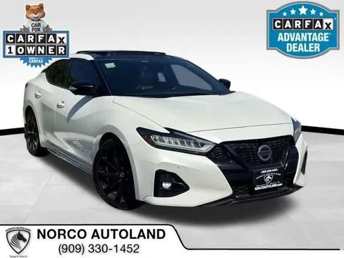Used 2021 Nissan Maxima SR w/ Sport Mat Group FWD image 1