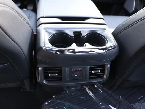 New 2025 Ford F150 Lariat w/ Equipment Group 502A High image 17