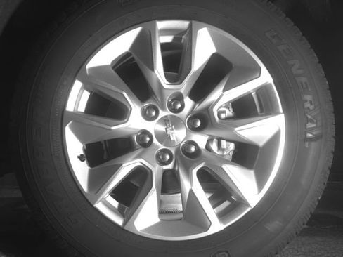 Used 2025 Chevrolet Silverado 1500 Custom AWD/4WD image 11