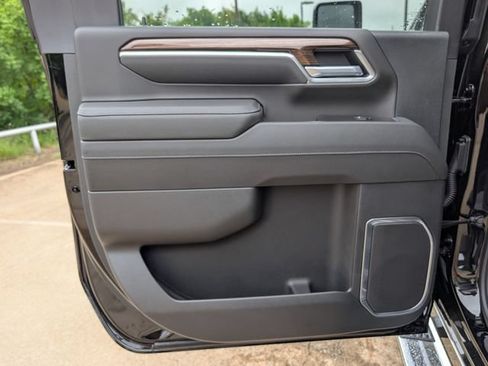 New 2026 Chevrolet Silverado 2500 LT w/ Texas Edition AWD/4WD image 8