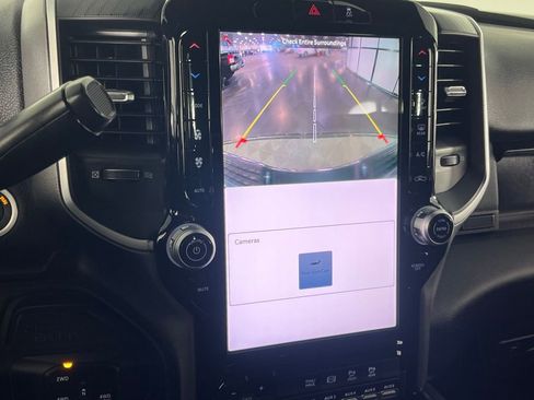 Used 2025 RAM 3500 Big Horn image 19