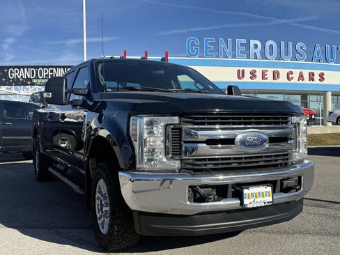 Used 2019 Ford F250 XLT image 1