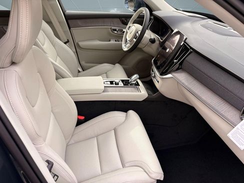 New 2026 Volvo XC90 B6 Ultra w/ Protection Package AWD/4WD image 27