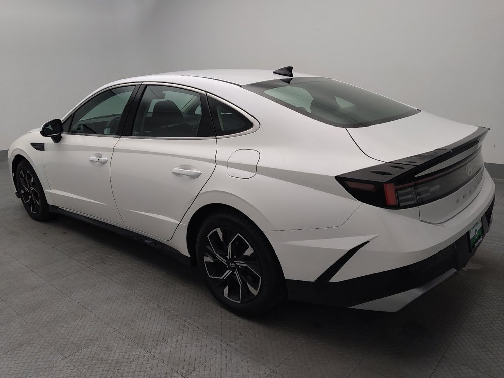 Used 2025 Hyundai Sonata SEL FWD image 5