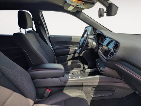 Used 2025 Dodge Durango GT AWD/4WD image 14