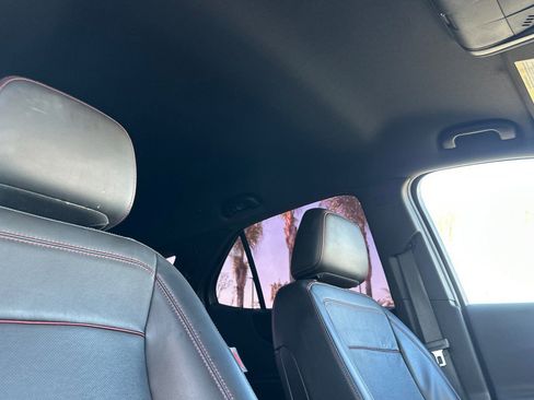 Certified 2022 Chevrolet Equinox RS w/ RS Leather Package image 18