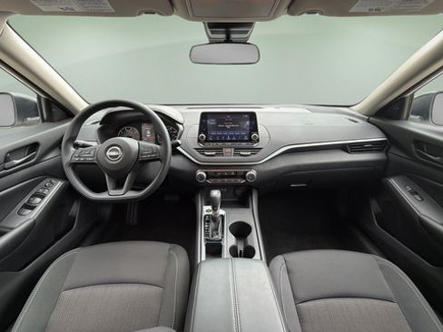 Certified 2025 Nissan Altima 2.5 S FWD image 7