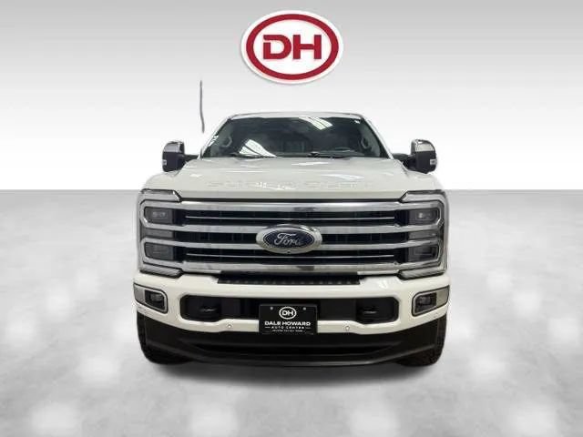 Used 2025 Ford F250 Platinum w/ Platinum Plus Package AWD/4WD image 8