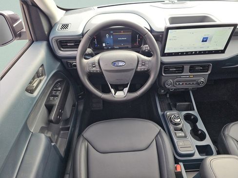 New 2025 Ford Maverick Lariat w/ Black Appearance Package image 4