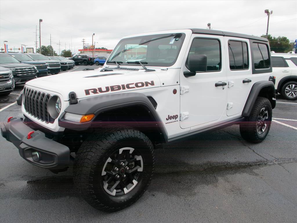 Used 2025 Jeep Wrangler Unlimited Rubicon AWD/4WD image 8
