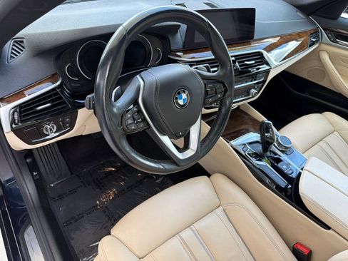 Used 2019 BMW 530i xDrive AWD/4WD image 4