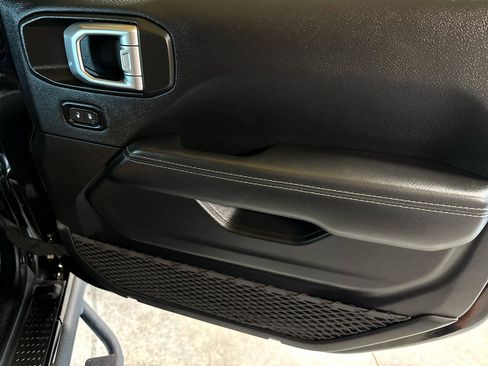 Used 2021 Jeep Gladiator Overland w/ Popular Equipment Package image 27