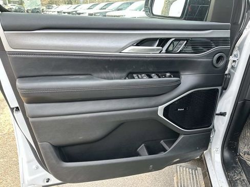 New 2026 Jeep Grand Wagoneer Limited w/ Premium Group II image 8