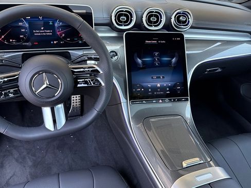 Used 2025 Mercedes-Benz CLE 300 4MATIC Coupe image 11