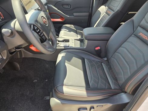 New 2026 Nissan Frontier PRO-4X w/ Pro Premium Package AWD/4WD image 10