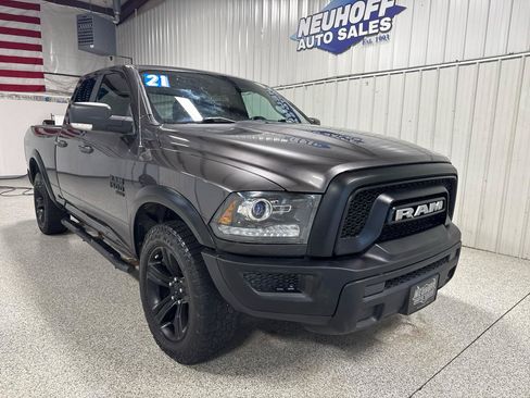 Used 2021 RAM 1500 Classic Warlock w/ Luxury Group AWD/4WD image 2