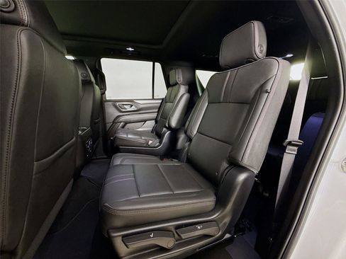 Used 2024 Chevrolet Tahoe RST w/ Luxury Package AWD/4WD image 27